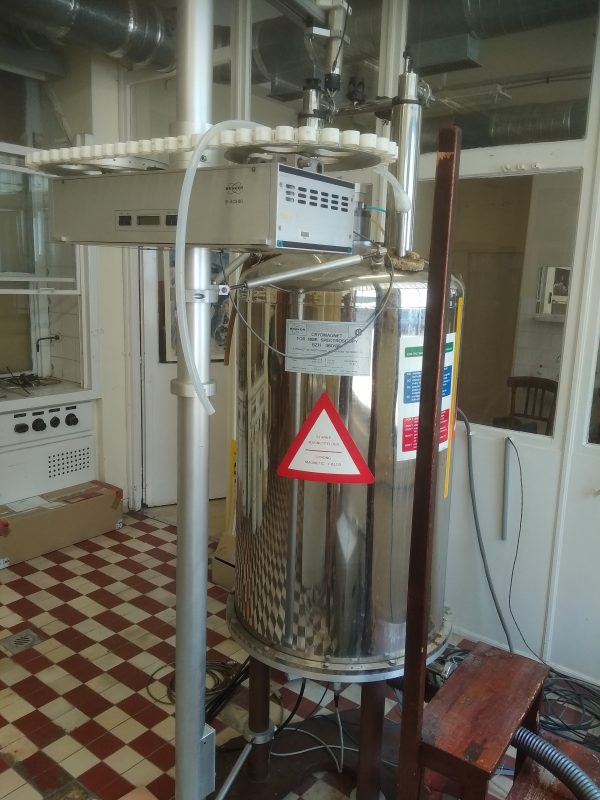 BRUKER AVANCE DRX 360 MHz